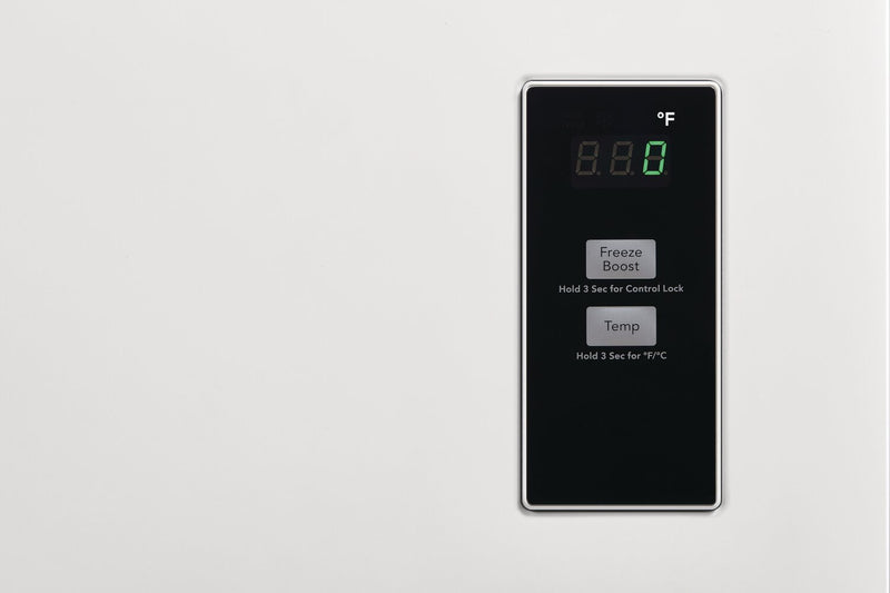 Congélateur coffre Frigidaire de 24,8 pi3 - FFCL2542AW