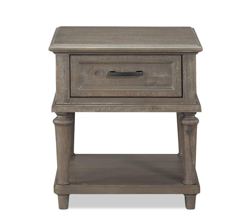 Table de bout rustique Winston de 22 po avec rangement et tablette - brun clair avec fini bois de grève