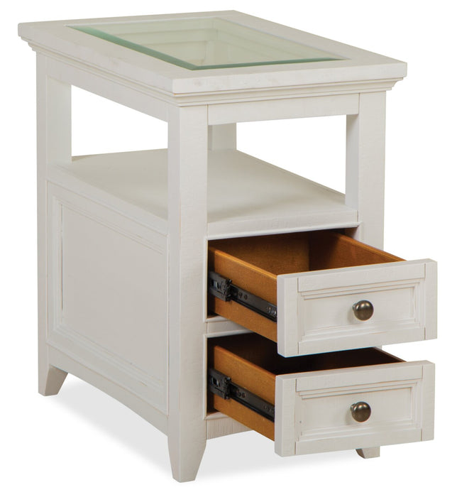 Table de bout traditionnelle Heron Cove de 15 po avec dessus en verre, rangement et tablette - pin blanc