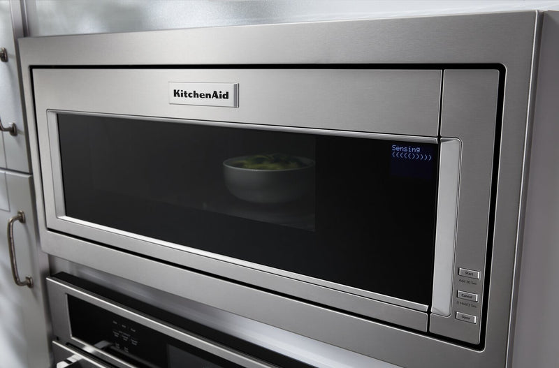 Four à micro-ondes encastré KitchenAid de 1,1 pi3 avec cuisson à 900 W - acier inoxydable - YKMBT5011KS