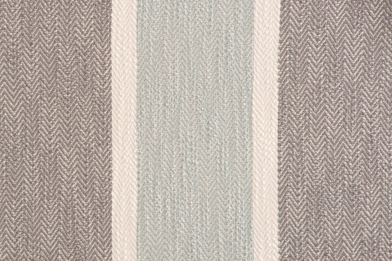 Fauteuil d’appoint Tula de 38 po fabriqué au Canada en tissu avec accoudoirs enroulés - brume multicolore