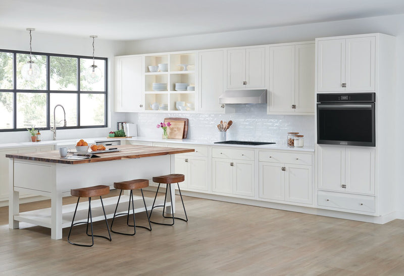 Four mural simple électrique Frigidaire Gallery de 5,3 pi³ et de 30 po avec convection totale - acier inoxydable noir Smudge-ProofMD - GCWS3067AD