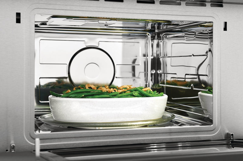 Four à micro-ondes encastré Frigidaire Gallery de 1,6 pi³ avec cuisson par capteur et réchauffage par capteur - acier inoxydable noir Smudge-ProofMD - GMBD3068AD