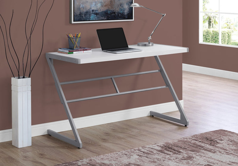 Bureau compact Matt de 48 po - blanc
