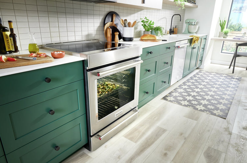 Cuisinière à induction KitchenAid de 6,4 pi³ avec friture à air et technologie AquaLiftMD - acier inoxydable - KSIS730PSS