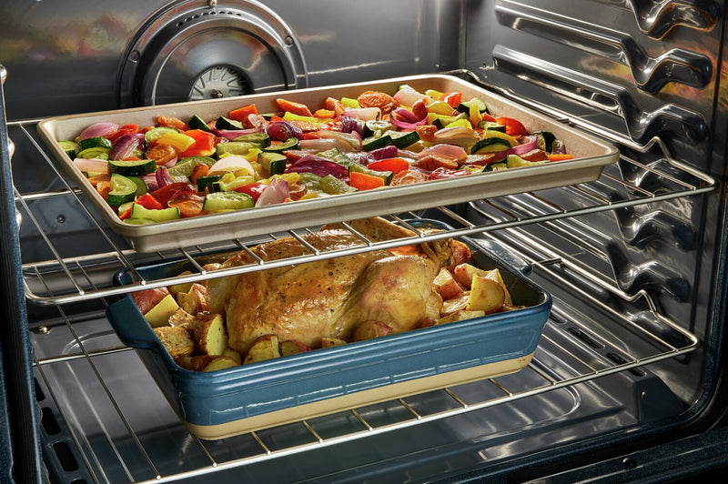 Cuisinière électrique Maytag de 6,4 pi³ avec friture à air et technologie AquaLiftMD - acier inoxydable résistant aux traces de doigts - YMES8800PZ