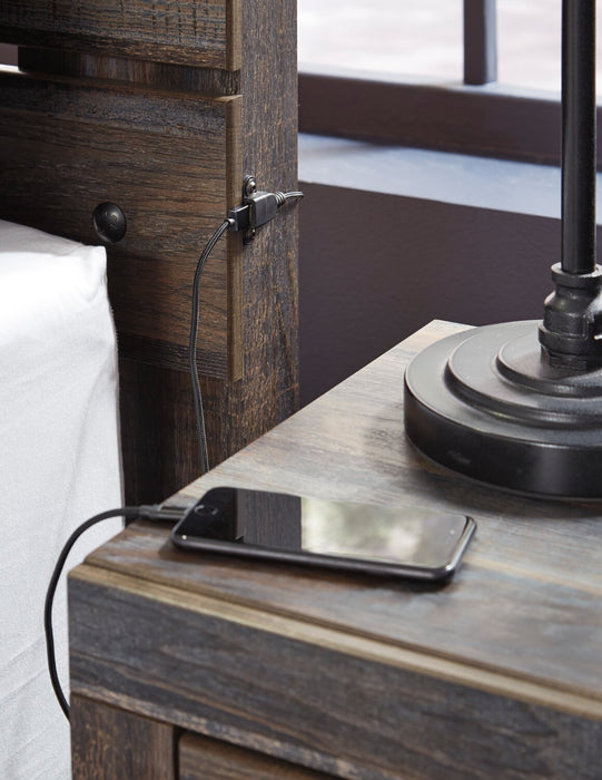 Table de nuit Abby de 21,8 po (L) x 24,5 po (H) à 2 tiroirs avec port USB - brune