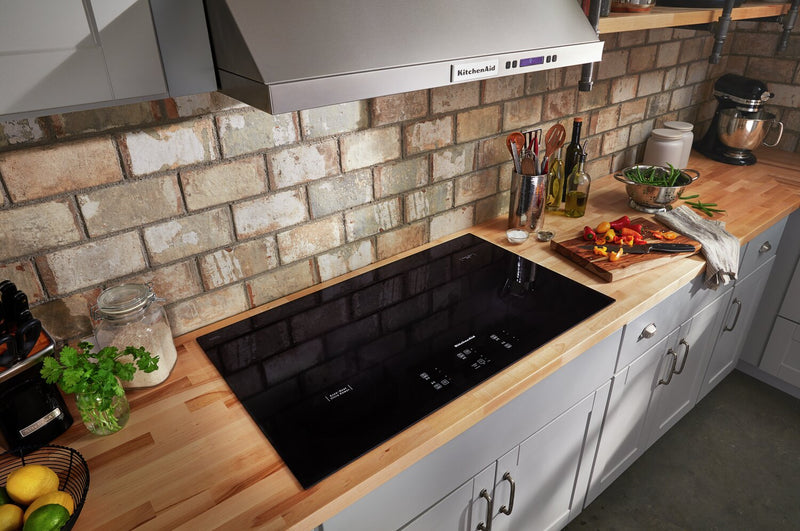 Surface de cuisson électrique KitchenAid de 36 po à 5 éléments - noire - KCES956KBL