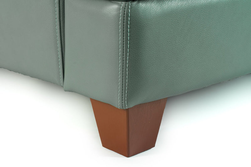 Sofa Vita de Château d’Ax de 87 po en cuir 100 % véritable avec coutures à motif de diamant et pattes en bois - vert écume de mer