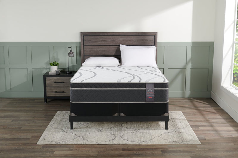 Ensemble matelas à Euro-plateau à profil bas Radiant de Springwall pour grand lit