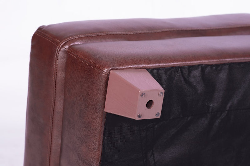 Pouf Vita de Château d’Ax de 31 po en cuir 100 % véritable avec coutures à motif de diamant et pattes en bois - brun