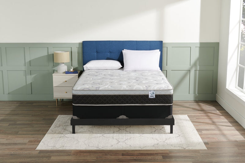 Ensemble matelas à Euro-plateau à profil bas Pisa II de Springwall pour très grand lit
