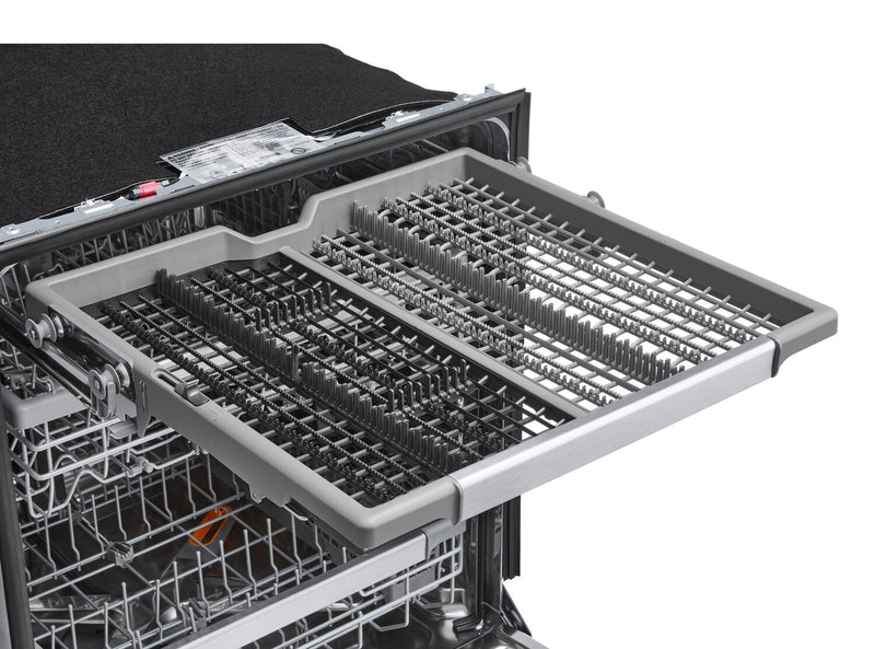 Lave-vaisselle intelligent encastré LG à 42 dBA de 24 po avec commandes sur le dessus et QuadWashMC Pro - acier inoxydable noir Smudge-ProofMD - LDTH7972D