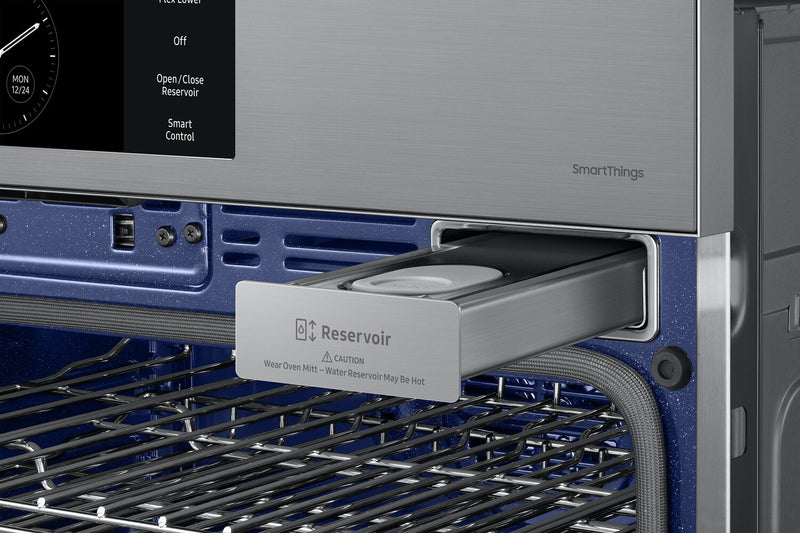 Four mural simple électrique Samsung de 5,1 pi³ et de 30 po avec caméra AI Pro CookingMC et Air Sous Vide - acier inoxydable - NV51CG700SSRAA