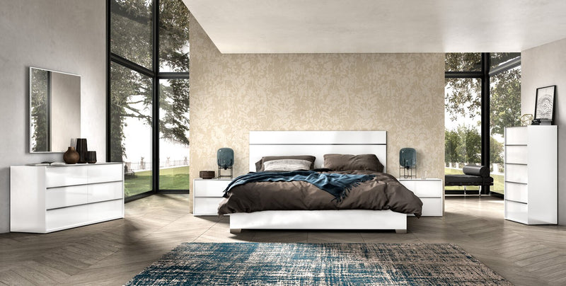 Ensemble de chambre à coucher Gino 6 pièces avec lit à panneaux, commode, miroir et table de nuit - fabriqué en Italie, moderne, blanc - format très grand lit