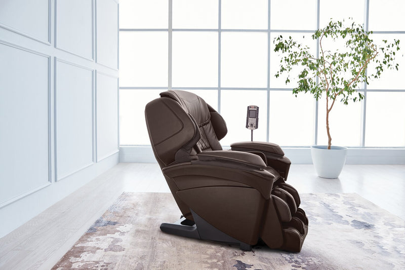 Fauteuil inclinable de massage Real Pro ULTRAMC Prestige de Panasonic de 35,4 po en cuir synthétique de qualité supérieure - brun