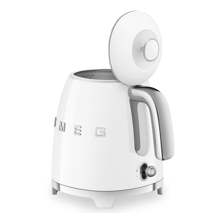 Mini bouilloire électrique Smeg sans fil de 0,8 l - KLF05WHUS