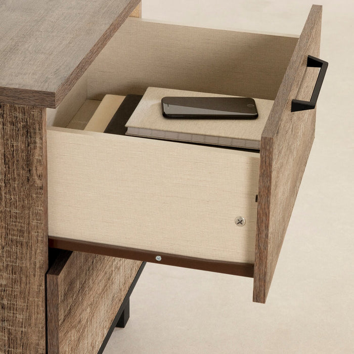 Table de nuit Everley de 19,5 po (L) x 22,5 po à 2 tiroirs avec ports USB - brune