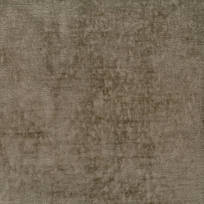 Fauteuil Bellmont de 38 po fabriqué au Canada en tissu de chenille avec pattes en bois - brun caramel