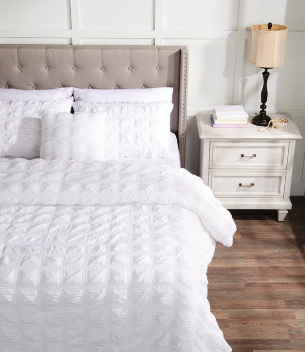 Ensemble d'édredon Elanna 4 pièces pour lit double ou grand lit - blanc