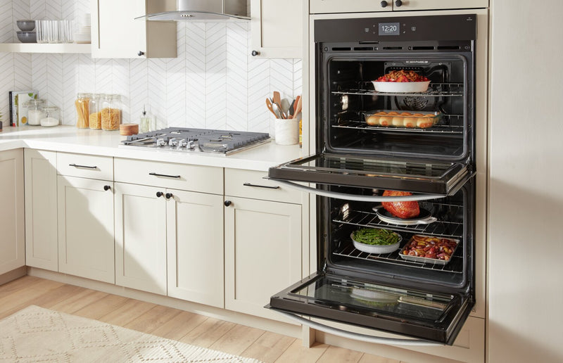 Four mural double électrique Whirlpool de 10 pi³ et de 30 po avec convection véritable - acier inoxydable noir avec fini PrintShieldMC - WOED7030PV