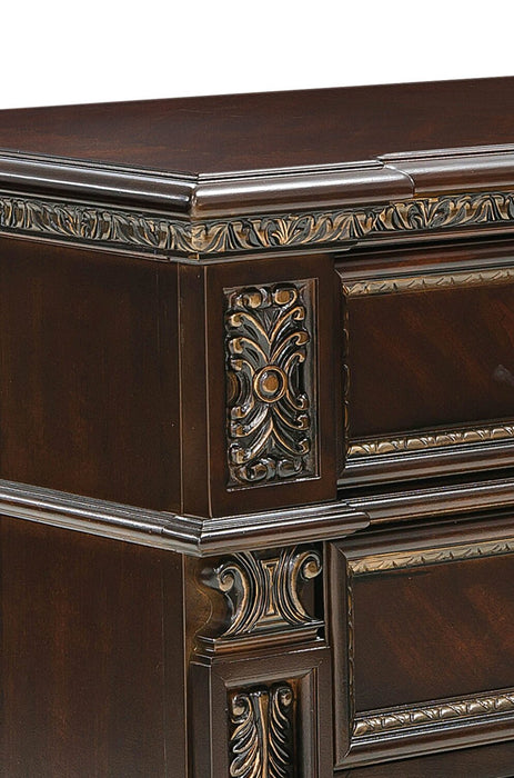 Table de nuit Wynn de 31 po (L) x 29,5 po (H) à 3 tiroirs - brun cerisier