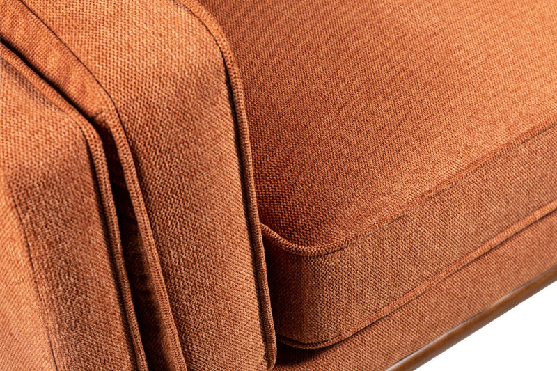 Causeuse Kassia de Kort & Co. de 65,4 po en tissu d’apparence lin avec base et pattes en bois - orange