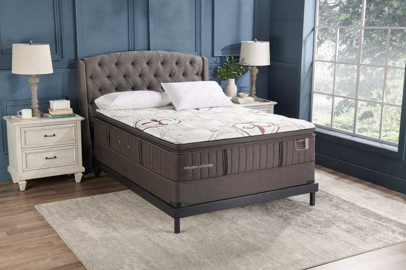 Matelas à plateau-coussin Crystal Palace collection Founders de Stearns & Foster pour lit double