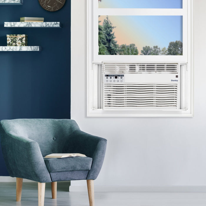 Climatiseur de fenêtre Danby de 12 000 BTU avec connexion sans fil - DAC120EB8WDB