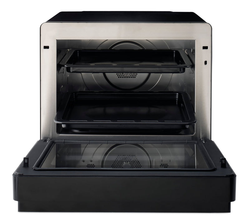 Four à micro-ondes de comptoir Panasonic de 0,7 pi³ avec four à la vapeur combiné et friture à air saine - noir - NUSC180B