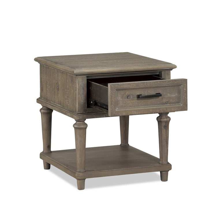 Table de bout rustique Winston de 22 po avec rangement et tablette - brun clair avec fini bois de grève