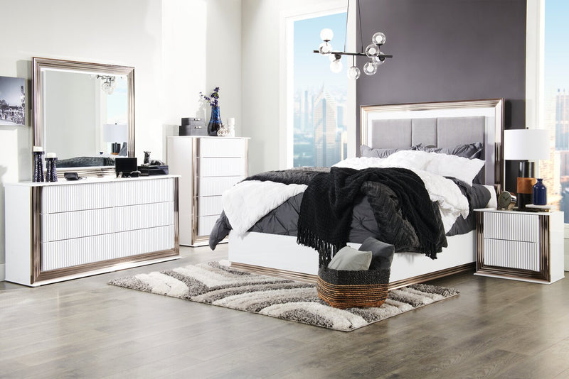 Ensemble d'édredon Elanna 4 pièces pour très grand lit - blanc