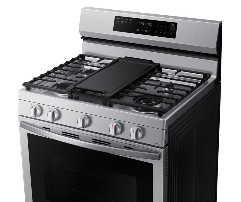 Cuisinière intelligente à gaz amovible Samsung de 6 pi³ avec friture à air - acier inoxydable - NX60A6711SS/AA