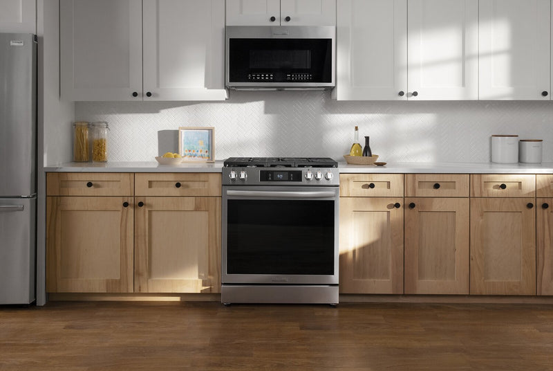 Cuisinière à gaz Frigidaire Gallery de 6 pi³ avec convection totale et friture à air - acier inoxydable Smudge-ProofMD - GCFG3060BF