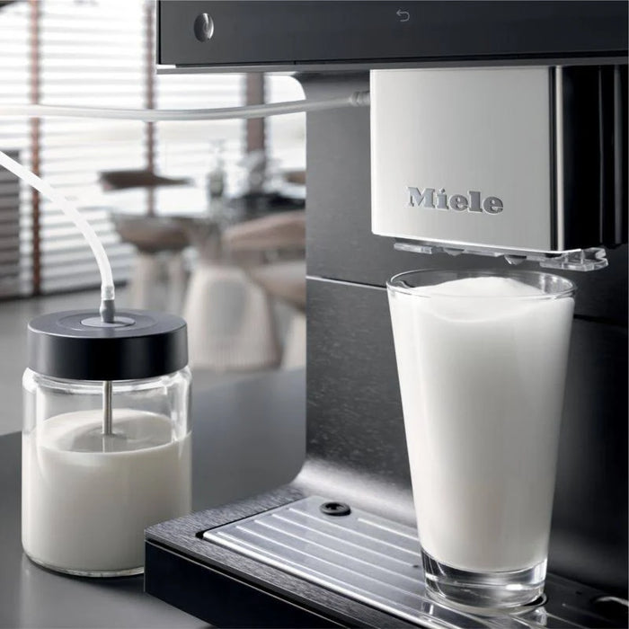 Machine à espreso CoffeeSelect CM 7750 de Miele