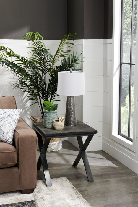 Lampe de table rétro de 26 po en métal martelé