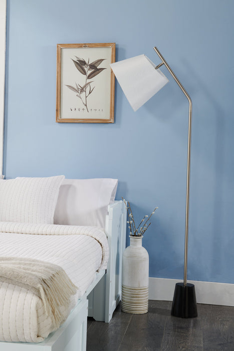 Ensemble 3 lampes Storm acier brossé avec base en marbre noir, 2 lampes de table et 1 lampe à pied