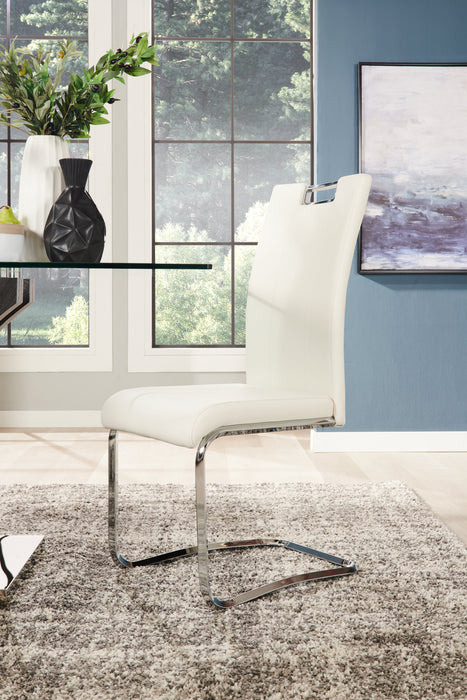 Chaise de salle à manger Tuxedo en tissu de cuir végétalien et en métal - blanche