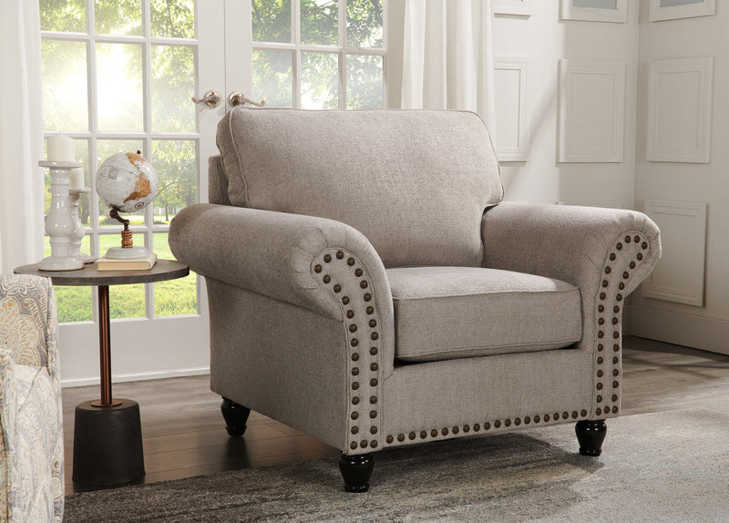 Fauteuil Wynn de 47 po fabriqué au Canada en tissu de chenille avec bordure de clous décoratifs et pattes en oignon en bois - gris