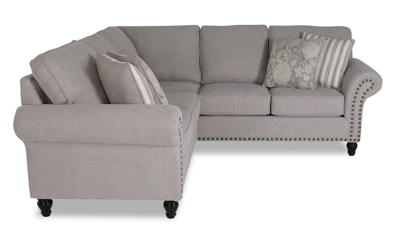 Sofa sectionnel Wynn 2 pièces fabriqué au Canada en tissu de chenille avec bordure de clous décoratifs et pattes en oignon en bois - gris