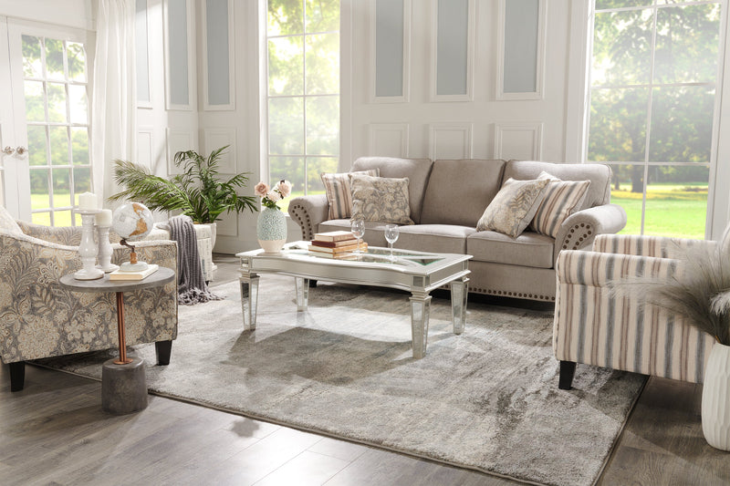 Sofa Wynn de 93 po fabriqué au Canada en tissu de chenille avec bordure de clous décoratifs et pattes en oignon en bois - gris