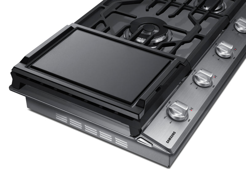 Surface de cuisson à gaz Samsung de 36 po avec brûleur double – NA36K6550TS